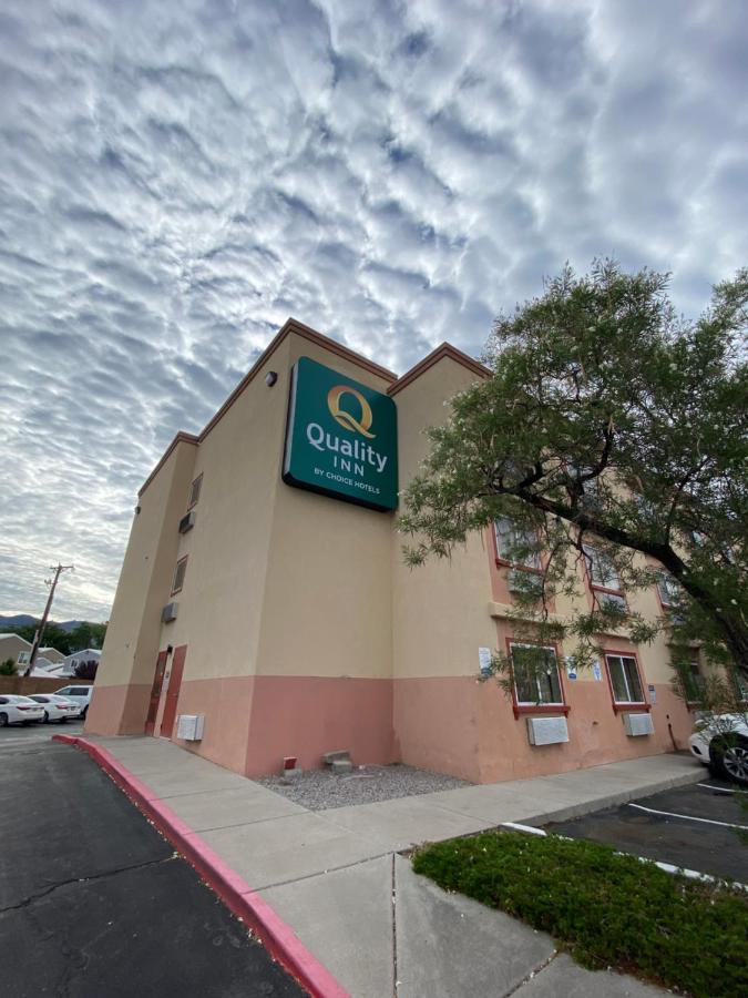 Quality Inn Albuquerque East I-40 Juan Tabo Exit Buitenkant foto