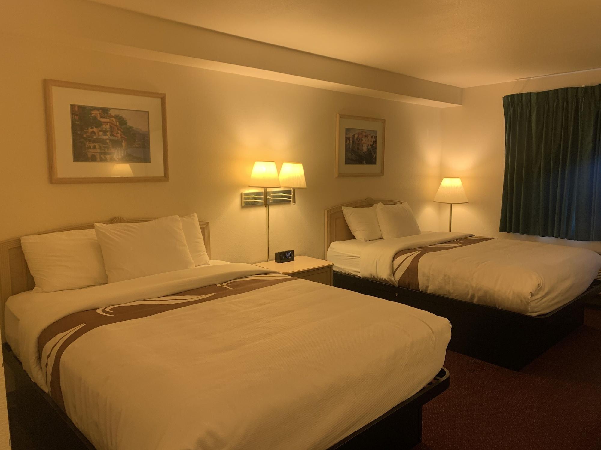 Quality Inn Albuquerque East I-40 Juan Tabo Exit Buitenkant foto